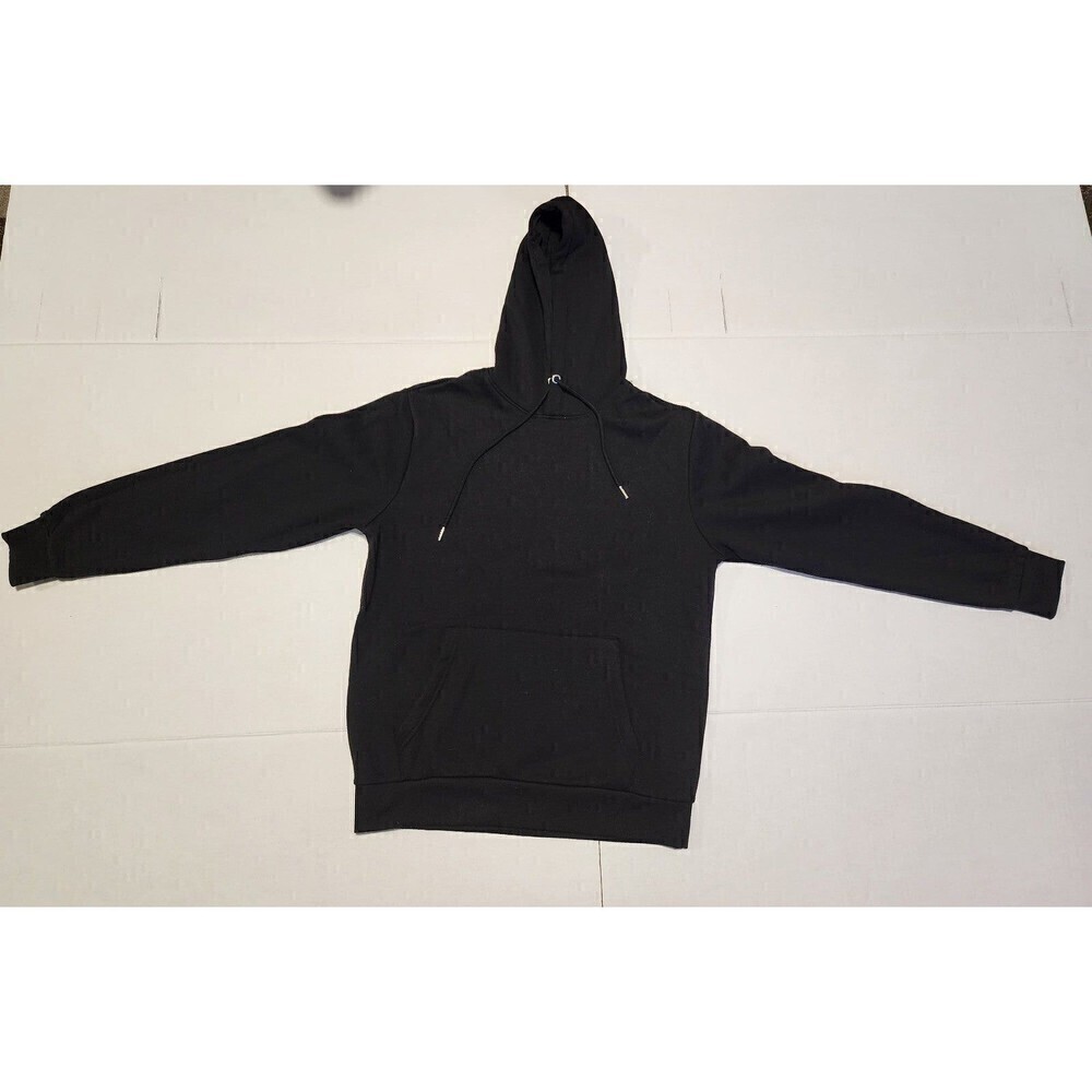Forever 21 Men's Black Pullover Hoodie Sweater With Front Pocket